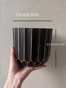 Nordic Retro Faceted Planter With Gold-Touched Texture, Geometric Flower Pot – Thickened PP For Indoor Plants, Minimalist Home Decor - Gilding - View 8
