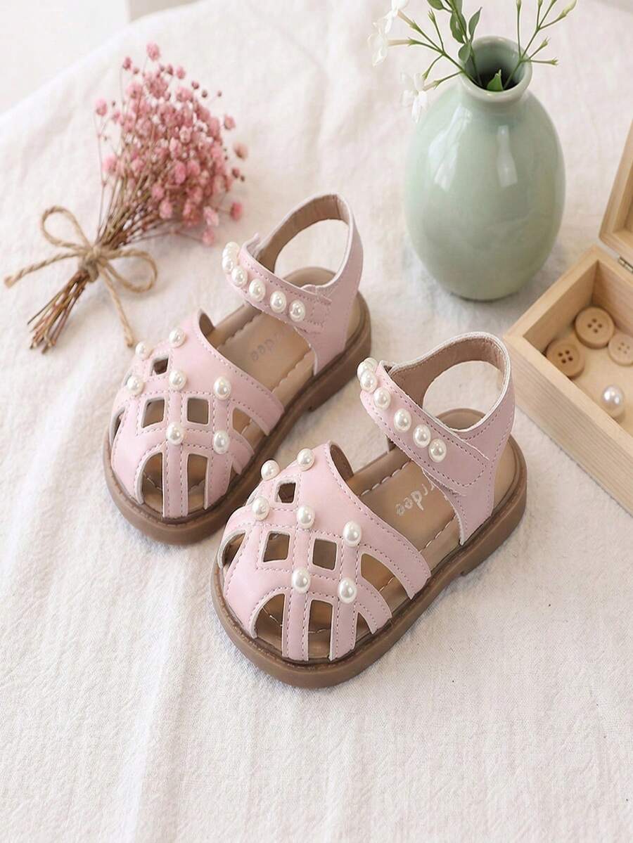 1 đôi dép xăng đan đế bằng chống trượt bằng da PU, mũi tròn, kiểu công chúa ngọt ngào, họa tiết kẻ caro hình thoi, lưới rỗng, đính ngọc trai và nơ, thích hợp cho mùa hè. - Hồng - Xem 1