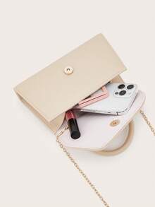 Túi xách thời trang màu trơn, chất liệu vải thiều, kiểu dáng thanh lịch, phù hợp cho các cô gái dự tiệc, sinh viên đại học, cô dâu. Phối hợp hoàn hảo với váy dự tiệc, váy cưới, váy cocktail, món quà lý tưởng dành cho phụ nữ. - Màu be - Xem 7