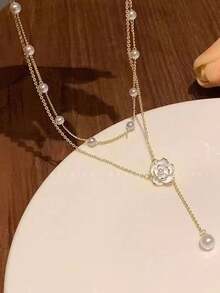 1pc Elegant Pearl Camellia Flower Double-Layer Necklace, Personalized Faux Pearl Tassel White Camellia Flower Choker Necklace, Fresh And Elegant Fashion Bridal Necklace, Versatile For Wedding, Date, Party, Birthday, Women Jewelry Gift - Gold - View 3