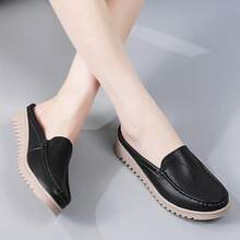 Women's Slip-On Loafers, Lightweight Comfortable Soft Sole Non-Slip Casual Moccasins - Black - View 4
