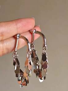 1对金属亮片花朵耳环，优雅流苏耳环，独特设计，女士款 - 白K - 查看 4