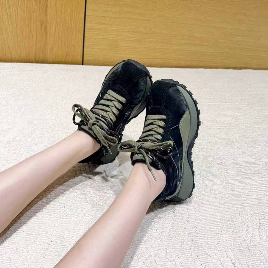 Spring Luxury Slimming Casual Sneakers GJA53638 - Green - View 1