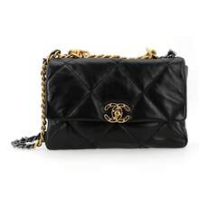 CHANEL 19 Bag, Quilted Chain Handle Flap Bag, Medium Size, Women's Black, Handbag, Crossbody/Shoulder Bag. - AS1161-B02875-94305 - Xem 1