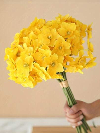 3pcs Artificial Yellow Daffodil Flowers, Made Of Plastic Material, Suitable For Home, Office, Party Decor, Weddings, Low Maintenance, Year-Round Holiday Decoration, Elegant Floral Design, Suitable For Tabletop Placement