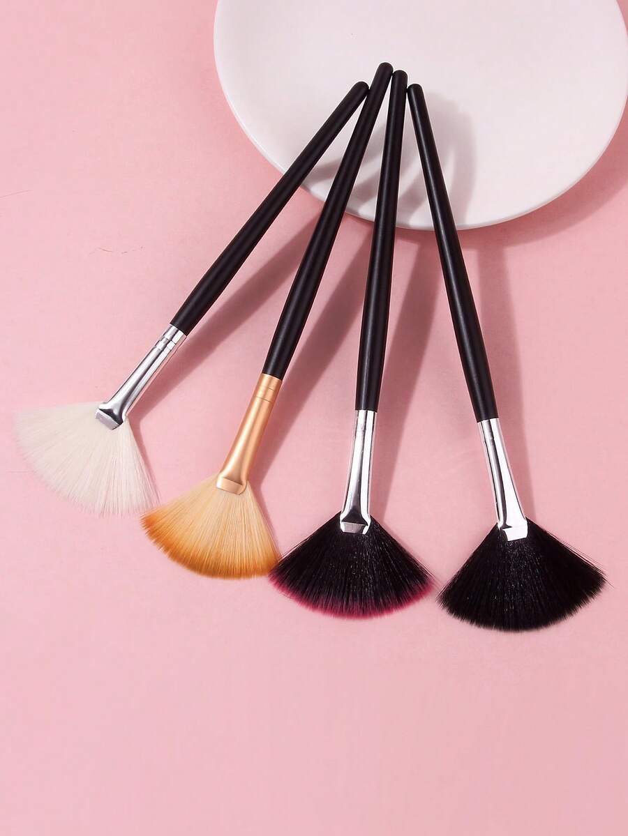 1pc/4pcs Bestselling Multi-Functional Fan Brush, High Quality Soft Hair Powder Brush, Highlighter Brush, Evenly Picks Up Powder Without Fallout, Makeup Brush Beauty Tool