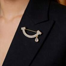 1PC Brooch Jewelry - "INS-Style" Designer New Arrival: Smiling Face Clothing Accent & Charm - Gold/Silver Tones - Ideal For Holiday Parties, Couples, And Thanksgiving Gifts - Multicolor - View 3