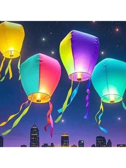 1 Bộ đèn trời nhiều màu sắc, thiết kế dày hơn, chống cháy, an toàn hơn khi sử dụng.