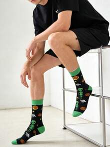 1 Pair Men's Black & Green Contrast Alien Planet Pattern Mid-Calf Socks, & Versatile For All Seasons - Multicolor - View 5