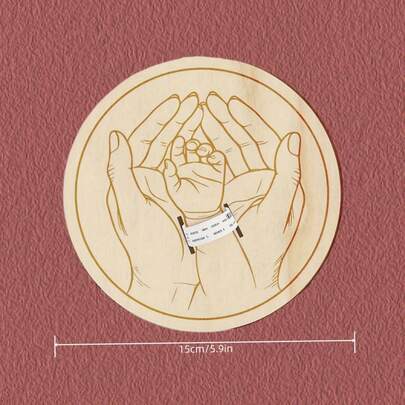 木质出生纪念手链，圆形雕刻纪念牌，完美的家庭纪念品和节日装饰，激光切割母亲节礼物。木质出生纪念手链，圆形雕刻纪念牌，母亲节礼物，完美的家庭纪念品和节日装饰