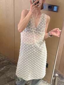 极简V领钩编薄纱轻盈连衣裙，韩式设计 - 白色 - 查看 1