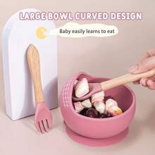 食品級シリコン製のベビー食器セットです。吸盤付きプレートで食器が滑りにくく、離乳食がこぼれにくい設計。柔らかいシリコンスタイ、スプーン、フォーク付きで、赤ちゃんの食事がスムーズに。BPAフリーで安全、洗いやすく衛生的。出産祝いやギフトにも最適です。 - マルチカラー - チェックする 7