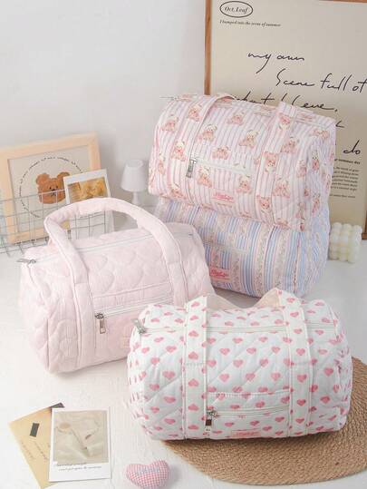 1 PC Handheld Printed Portable And Versatile Quilted Travel Bag,Fashionable And Casual Large Capacity Portable Zipper Travel Bag Makeup/ Pack,Travel Storage Stationery Storage,Vacation Essentials Travel Bag Large,Travel Bags For Kids,Women,Headphones,Charger,Lipsticks,Cosmetics,Perfume,Skin Care And Beauty Products,Home Decor,For Mom,Nurses,Students,School Girls,Keys,Holiday Gifts