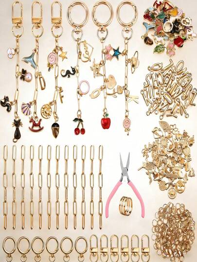 Luxury Gold DIY Keychain Kit, Includes 1 Box Packaging With Tools + 100+ Cute Charms, Handmade Bag Pendant Accessories, Ideal Gift For Holidays And Friends, Ins-Style Decoration