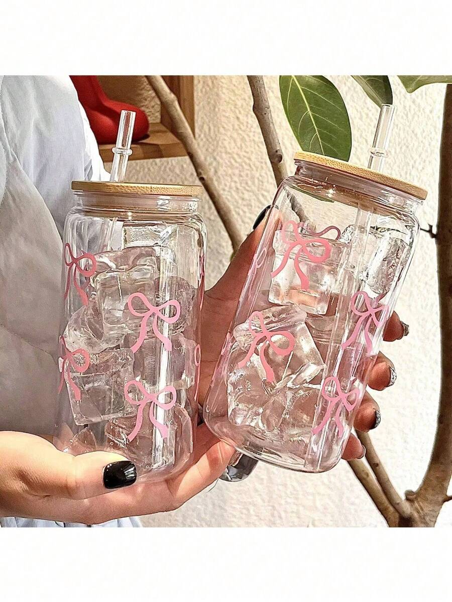 可爱粉色蝴蝶结玻璃杯，16盎司（约473毫升）美观冰咖啡杯，配有竹制杯盖和吸管，可重复使用，适合作为礼物、盛装冰沙和珍珠奶茶。