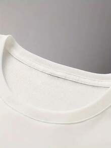 Disney A Men'S T-Shirt From The Cars Theme Series, Featuring A Casual Short-Sleeve Design With A Round Neck. It'S Comfortable, Breathable, And Lightweight - trắng - Xem 4