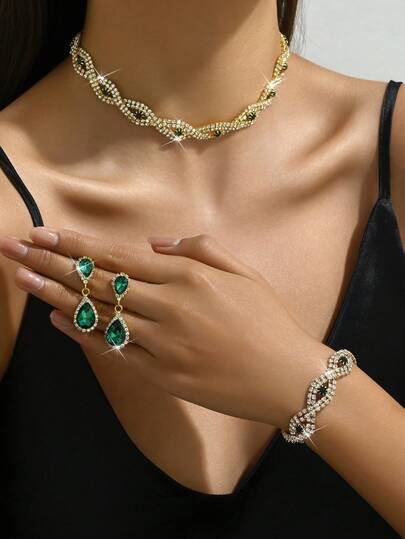 Bộ trang sức 4 món gồm dây chuyền, bông tai và vòng tay, thích hợp cho tiệc tùng, cô dâu, đám cưới.