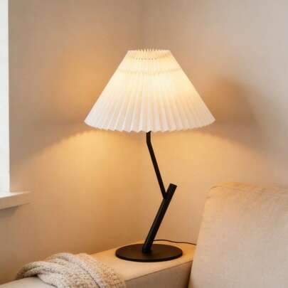 1pc USB Powered Minimalist Desk Lamp, Modern Retro Style High-End Decorative Lamp, Suitable For Bedroom Bedside, Room Desk