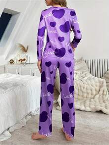 Ensemble de pyjama et de vêtements d'intérieur avec manches longues et pantalon long pour femmes, spécialement conçu pour la Saint-Valentin, avec des imprimés de cœurs et de slogans, convenant à l'automne et à l'hiver, tissu confortable et coupe ample pour une soirée cocooning, décoré d'un beau motif, pantalon long avec taille élastique. - Couleurs mélangées - Voir 11
