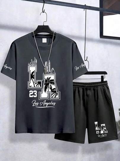 一套豹纹印花短袖T恤和运动裤套装，休闲宽松运动服，适合青少年男孩，是夏季上学和户外活动的完美礼物，春夏款。