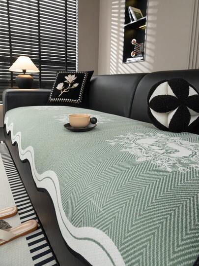 1pc Velvet Sofa Cushion Cover, Luxury Soft Sofa Seat Pad, Anti-Slip Anti-Dust Anti-Scratch, Protect Sofa, Decor Sofa, Skin-Friendly, Suitable For All Seasons, Living Room Bedroom Office