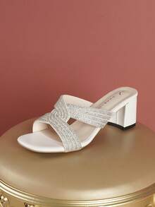 Giày sandal nữ cao cấp hở mũi, không quai, màu trắng đính đá lấp lánh, kiểu dáng gợi cảm, mũi vuông, gót cao 5.5cm, thích hợp cho các buổi tiệc tùng, đám cưới, đi làm. - trắng - Xem 4