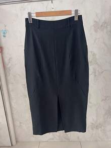 Elegant Formal Ensemble Consisting Of A V-Neck Vest With Tie Detail And A Midi Skirt With A Slit | Sophisticated Cut | Marrant - 黑色 - 查看 8