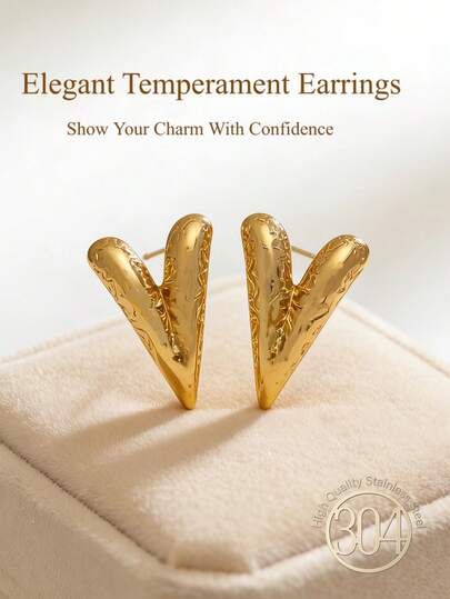 两件套，厚金心形耳环。18K镀金蓬松珍珠“V”形吊坠耳环。不规则几何纹理心形耳环。时尚珠宝礼品。婚礼耳环。适合日常休闲佩戴、生日派对等场合。