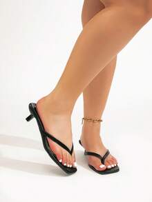 Simple Versatile Black Low Heel Slip-On Sandals, Wide Fit High Heel Sandals Suitable For Women With Wide Feet - Black - View 3