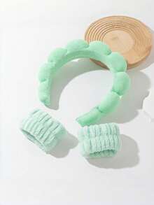 3-Piece Sponge Headband, Wristband, Yoga Accessory, Running, Skincare, Moisture-Wicking, Hairband, Face Mask, Cleansing And Exercise, Neutral, Fitness And Beauty Accessories, Gym, Self-Care, Bath Accessories, Hair Accessories, Exercise Equipment - Green - View 5