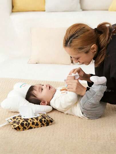 Bộ 3 túi đựng khăn ướt in hình báo và ngựa vằn, túi đựng khăn ướt có thể tái sử dụng, kín đáo, kèm dây đeo, tiện lợi cho bố mẹ khi di chuyển / Túi đựng khăn ướt in hình động vật kiểu Ins, túi đựng có thể tái sử dụng, kín đáo, kèm dây đeo, thích hợp cho xe đẩy em bé khi đi du lịch ngoài trời.