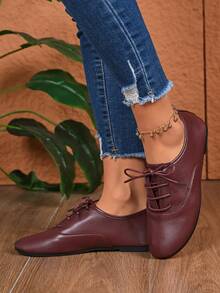 1 Pair Women's Lace-Up British Style Flat Loafers, 2026 New Minimalist Comfortable Soft Leather Round Toe Casual Daily Versatile Shoes - Red - View 3