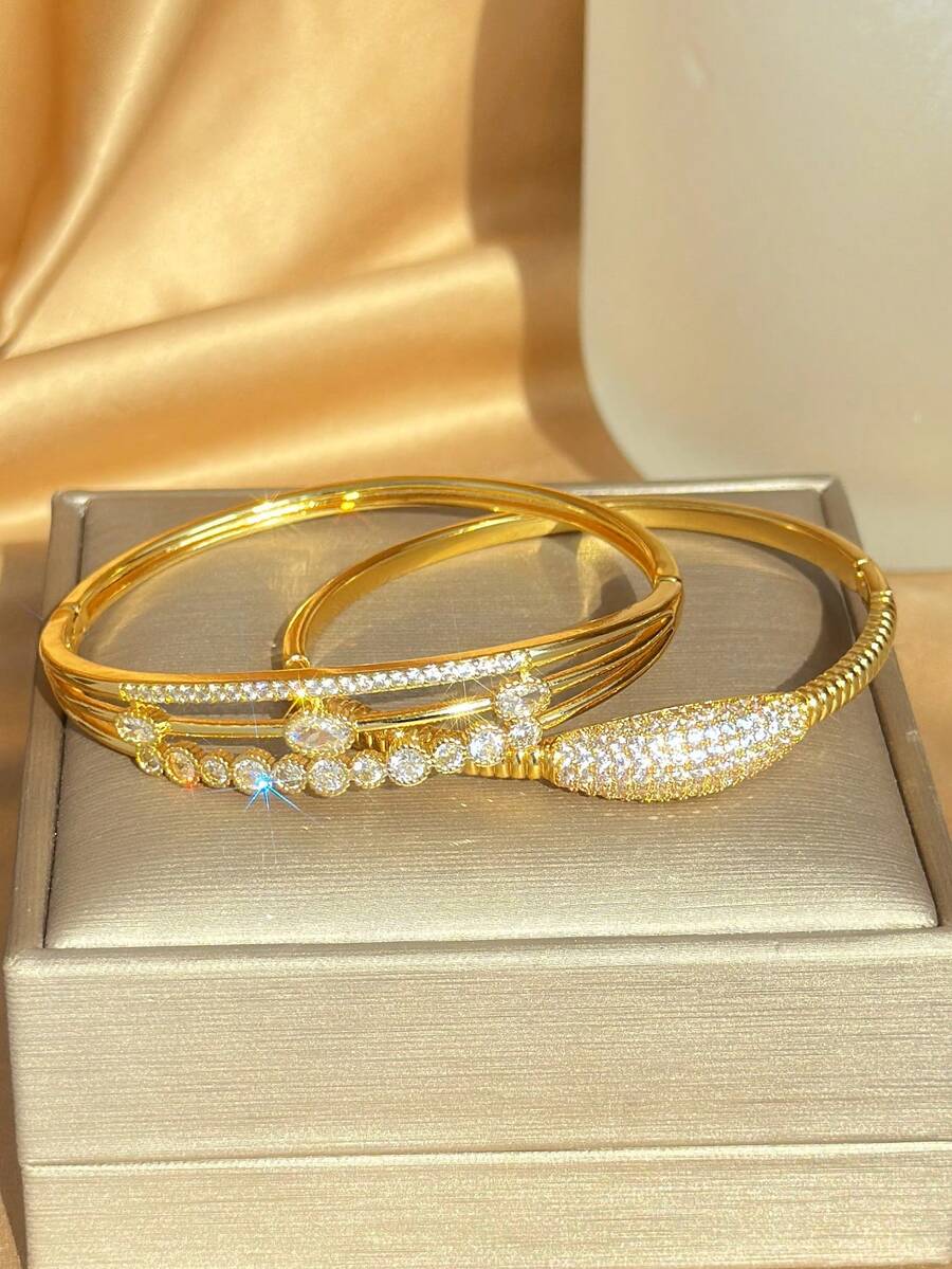 Ensemble de bracelets élégants en acier inoxydable plaqué or 18 carats avec zircone, convient aux femmes. Cadeau pour la fête des mères, cadeau pour les enseignants, accessoire de voyage d'été à la plage, bijoux de style bohème, à porter pour les fêtes, les bals de promo et au quotidien, cadeau de rentrée scolaire, cadeau d'anniversaire, cadeau pour les demoiselles d'honneur, cadeau de Noël - Multicolore - Voir 1