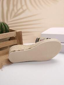 Bohemian Embroidered Straw Slide Sandals, Women's One-Strap Thick Platform Outdoor Slippers, Comfortable Summer Style - Black - View 8