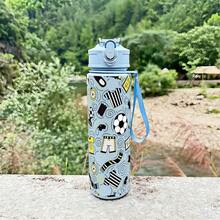 1 pieza Botella de agua deportiva linda de 27oz con diseño de graffiti de fútbol, tapa abatible a prueba de fugas con pajita, conveniente para ir al trabajo, hacer ejercicio, correr, actividades al aire libre, excelente regalo de cumpleaños para ella - Multicolor - Ver 5