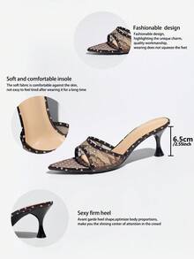 宽腰尖头优雅小猫跟低跟鞋，适合春夏时尚、派对、休闲、户外、旅行、工作场合，也可作拖鞋穿着。高端品质经典复古亮色波点透气蕾丝质感成熟高贵深色鞋履，斋月高跟凉鞋。 - 棕色 - 查看 10