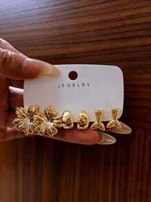 4-16件套女士时尚奢华金色耳环套装，包含永生花、蝴蝶结、夸张扇形、几何图案等款式，适合日常佩戴、送礼、节日、派对等场合。 - 金色 - 查看 12
