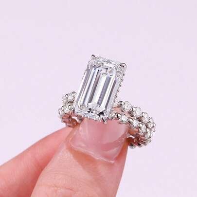Nhẫn Moissanite bạc 925, không gây dị ứng, nhẫn đính hôn/cưới, thiết kế tối giản tinh tế, phù hợp đeo hàng ngày, quà tặng cưới/kỷ niệm/sinh nhật, kèm hộp quà và giấy chứng nhận.