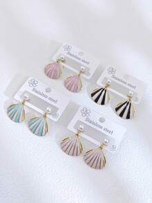 1 Pair Women's Faux Pearl Earrings With Striped Shell Pendant, Minimalist Elegant Suitable For Teenage Girls, Colorful Oil Drop Stainless Steel Earrings, Ocean Beach Design Exaggerated Earrings Suitable For Daily Wear, Beach Vacation And Parties, Retro Casual Bohemian Style Fashion Accessories, Unique Stainless Steel Ladies Earrings That Won't Cause Allergies - Gold - View 3