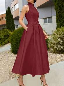 Elegant Women's Dress With A Tie Waist And A-Line Silhouette, New Spring/Summer And Fall/Summer Styles, Sleeveless With A V-Neck, Suitable For The Office Or Everyday Wear In Black. - 波爾多 - 查看 3
