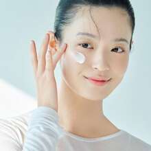 Madagascar Centella Hyalu-Cica Water-Fit Sun Serum UV 50ml OTC - White - 查看 6