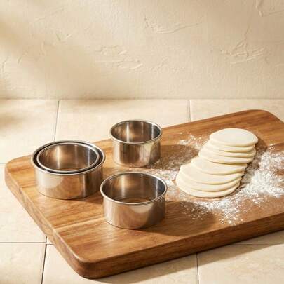 Cirelle 3 piezas Molde y juego de prensa manual de acero inoxidable con forma redonda, cortador de galletas, molde para empanadillas, utensilios de cocina y repostería