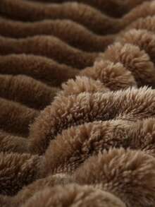 1pc Deep Coffee Striped Throw Blanket, Soft & Cozy Fleece Blanket, Suitable For Bedroom, Living Room, All Seasons, Machine Washable - Coffee Brown - View 7