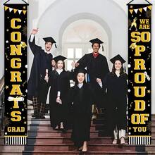 1 cặp banner 2D 2026 màu đen vàng chúc mừng tốt nghiệp, biển hiệu trang trí hiên nhà chúc mừng tốt nghiệp với mũ tốt nghiệp, cúp và dải ruy băng, lý tưởng cho các bữa tiệc tốt nghiệp, lễ kỷ niệm trường học, họp lớp và trang trí gia đình. - A - Xem 2