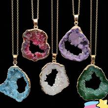 1件天然石英晶体切片吊坠，镶嵌紫水晶，镀金边缘，不对称镂空设计，锌合金材质，男女皆宜 - 金洞吊墜 - 查看 10