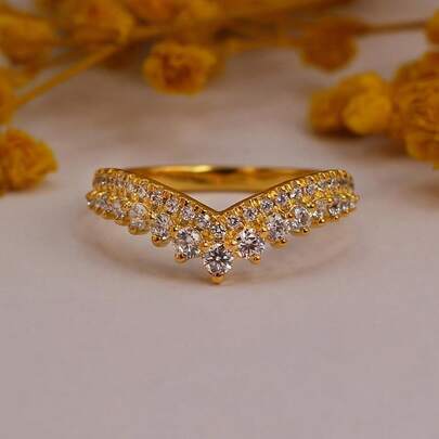 Women's Minimalist Creative V-Shaped Zirconia Inlaid 18K Gold Plated Crown Ring