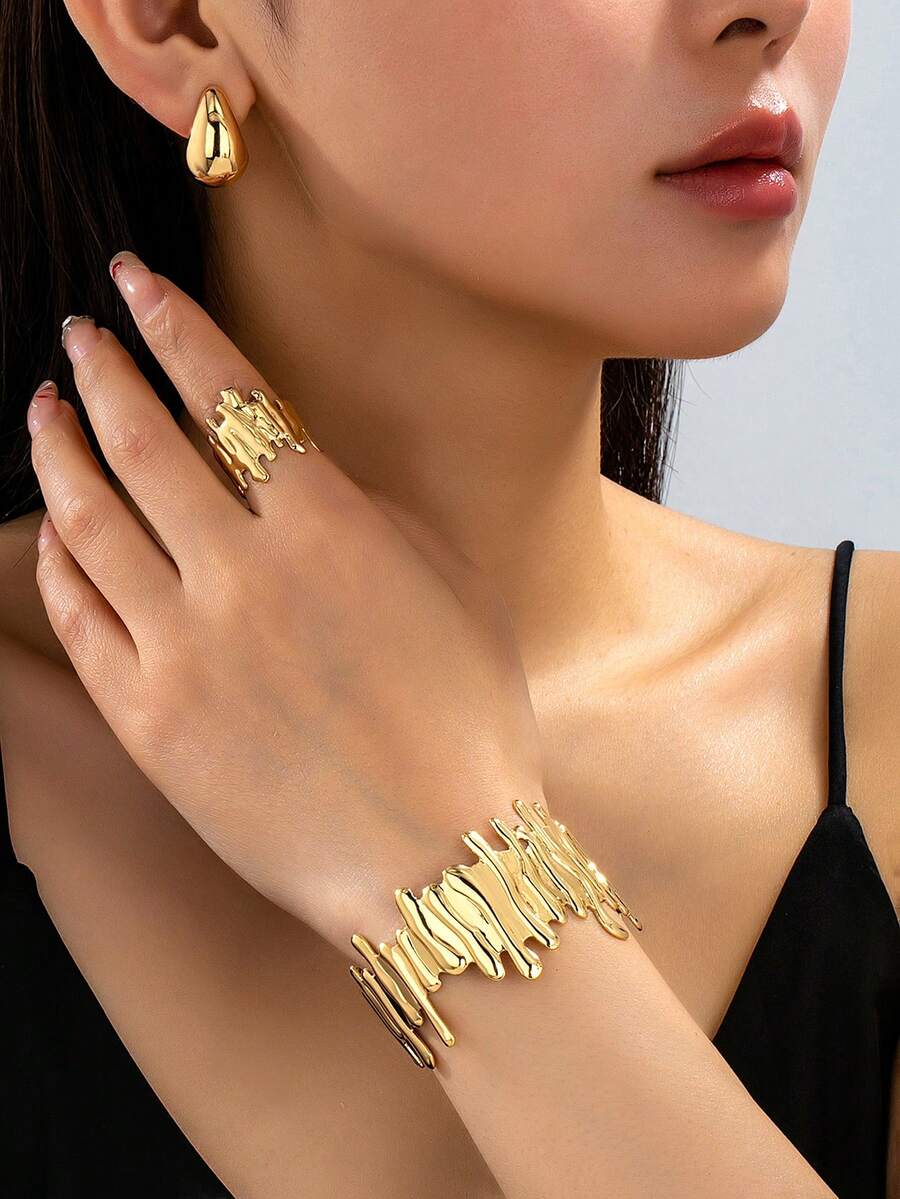 Set de 4 piezas de joyería de moda con forma de gota de agua geométrica hueca de metal, incluyendo anillo, pulsera y aretes para mujeres - Amarillo Oro - Ver 1