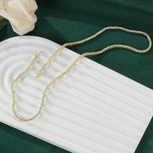 MDFUN Collares de tenis de 2 mm para mujeres/hombres - Cadena de tenis clásica con diamantes de circonita cúbica con engaste de 4 puntas chapado en oro de 18 quilates, tamaño del collar de tenis para damas de 16 a 22 pulgadas - oro - Ver 4