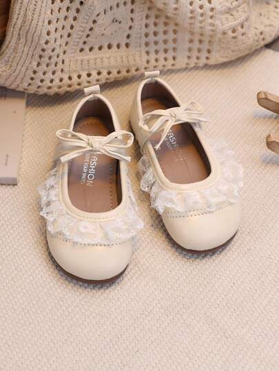 1 Pair Children's Flat Shoes, Made Of Fine PU Leather, Decorated With Delicate Lace Trim And Sweet Bow Accent, Featuring Design For Easy On/Off And Comfortable Fit, Non-Slip Soft Sole, Elegant Choice For Daily Wear Or Special Occasions