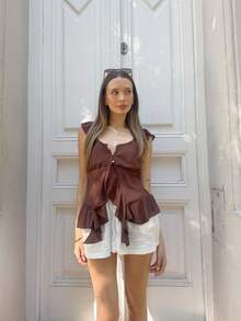 Women's Autumn Brown Asymmetrical Neckline Metal Brooch Ruched Waist Basic Fitted Long Sleeve T-Shirt, Suitable For Commuting, Street Photography, Daily Outings, Dating, Store Visits, Birthday Parties, Halloween Outfits, Short Trips And Other Special Occasions - Brown - View 3